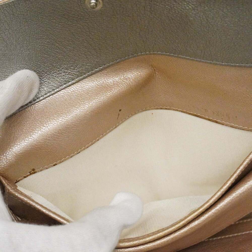 CHANEL Gray Leather Wallet - Picture 13 of 16